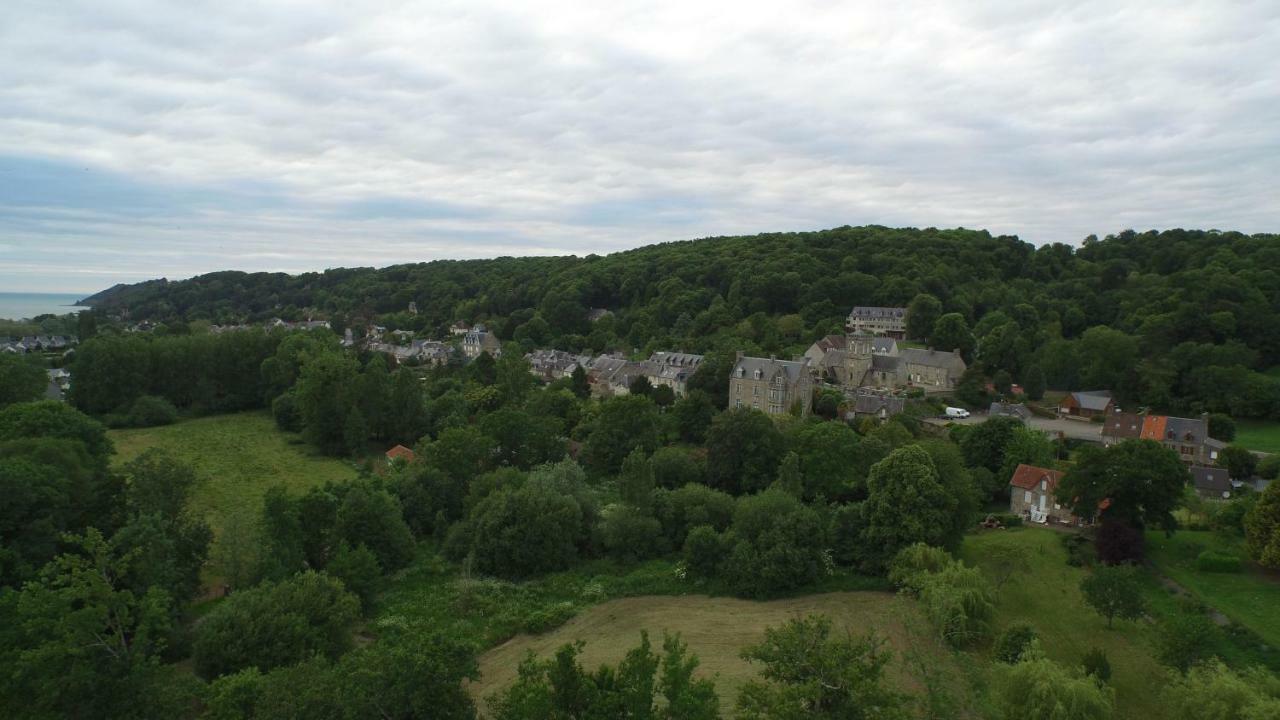 Domaine Le Gaudin - Saint Jean Le Thomas Villa Екстериор снимка